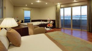 crystal-admiral-hotels-suites-spa