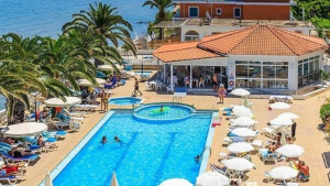 chryssi-akti-hotel