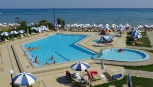 hotel-astir
