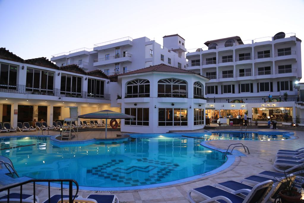 minamark-resort-spa-hotel